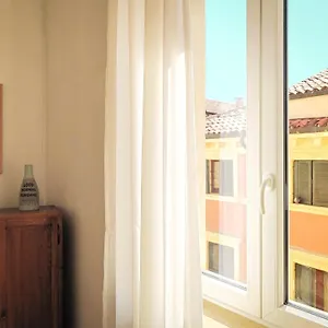 https://corte-melone-suite.hotelinveneto.com