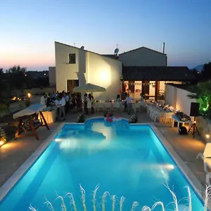 https://bb-castellazzo.sicilyhotelsitaly.net